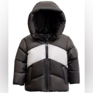 Michael Kors
Baby Boys Heavy Weight Chevron Stripe Puffer Jacket